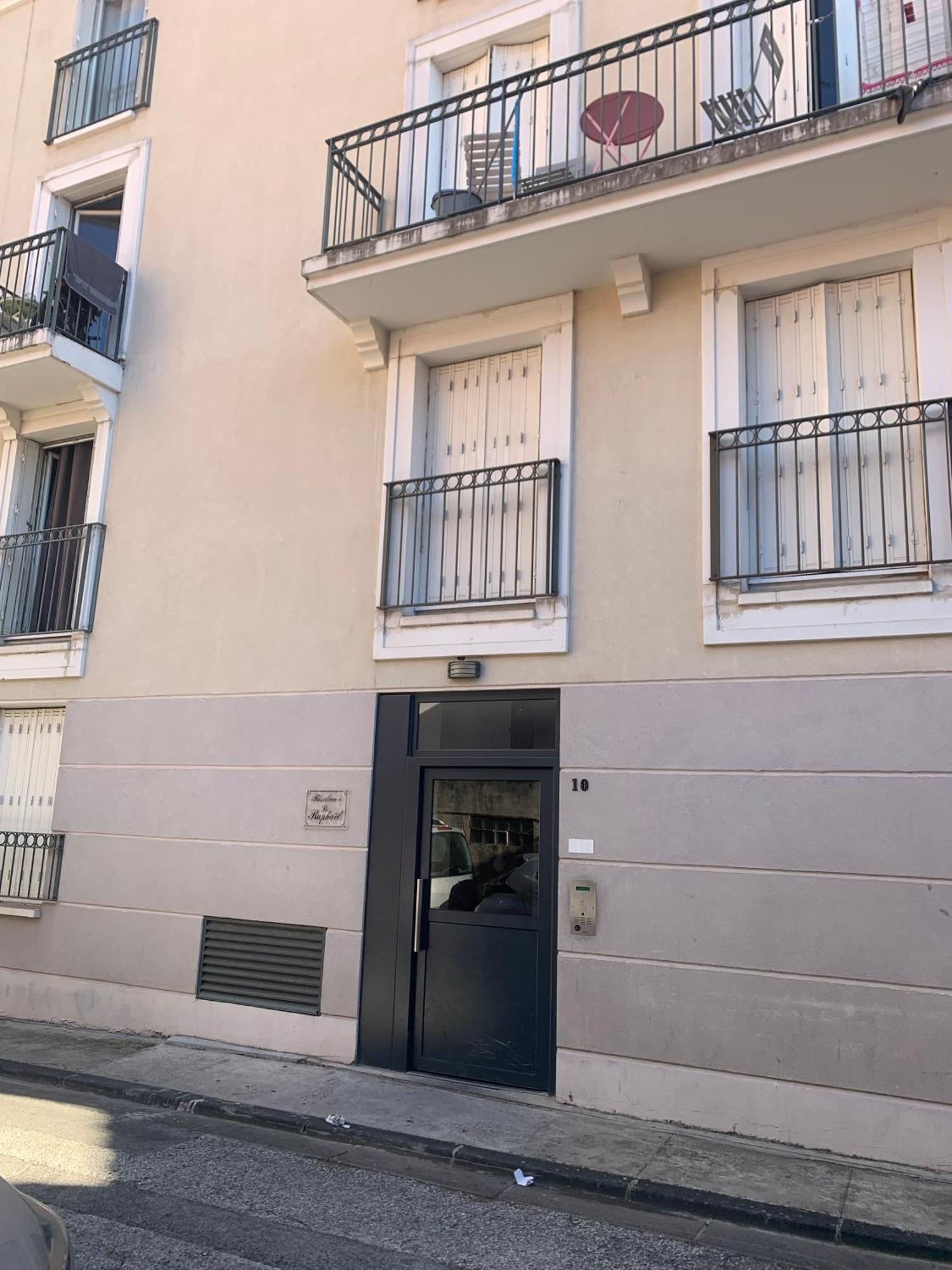 ツーロンDuplex Raphael- Wi-Fi Et Parking Priveアパートメント エクステリア 写真
